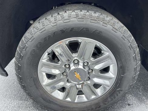 Certified 2024 Chevrolet Silverado 2500 High Country w/ High Country Premium Package AWD/4WD image 8
