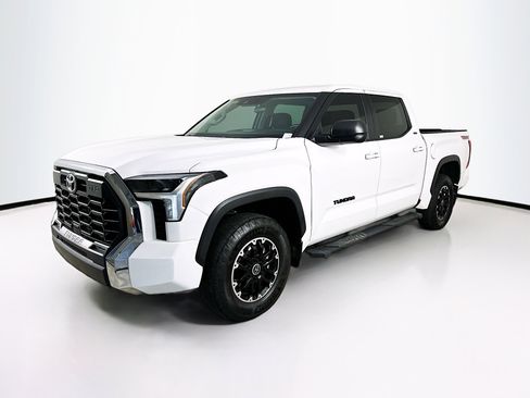 Used 2024 Toyota Tundra SR5 image 3