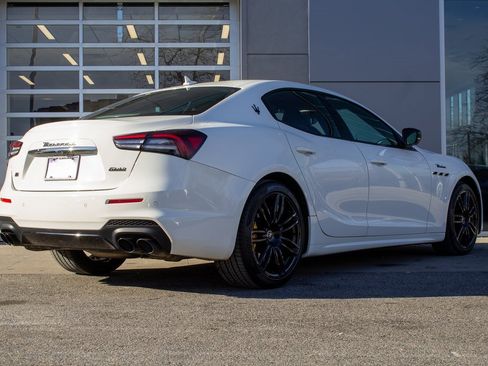 Used 2022 Maserati Ghibli Modena Q4 image 10