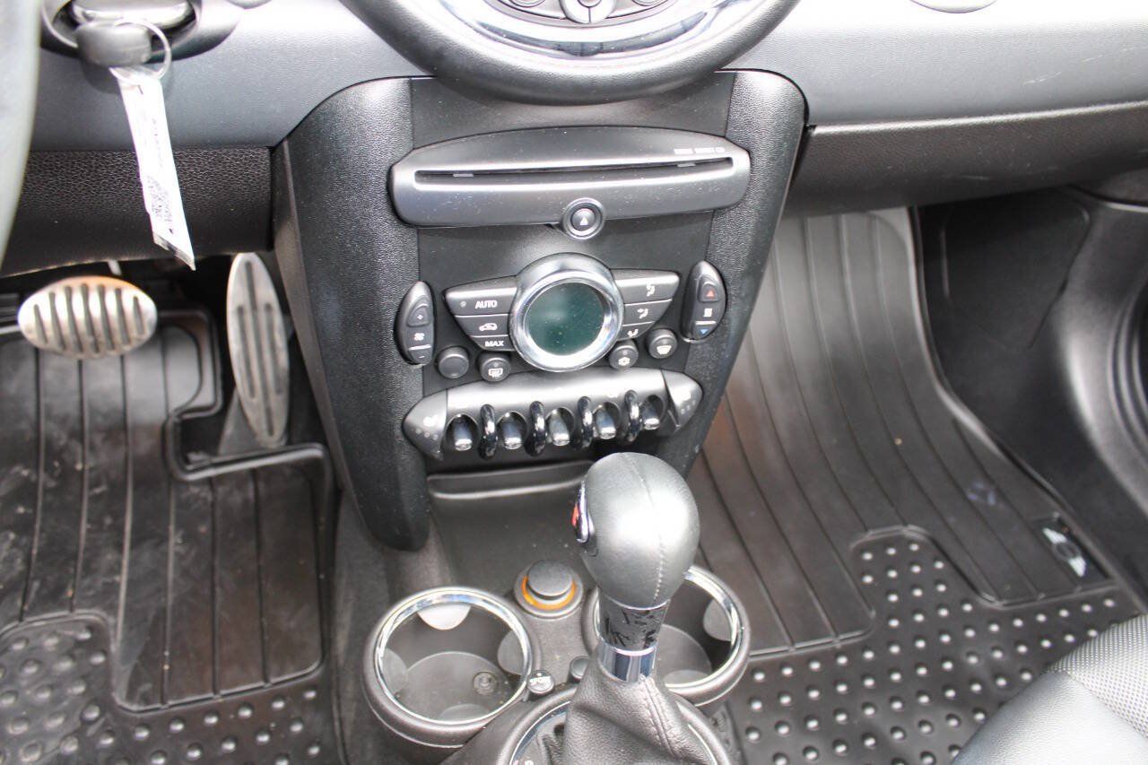 Used 2011 MINI Cooper S FWD image 24