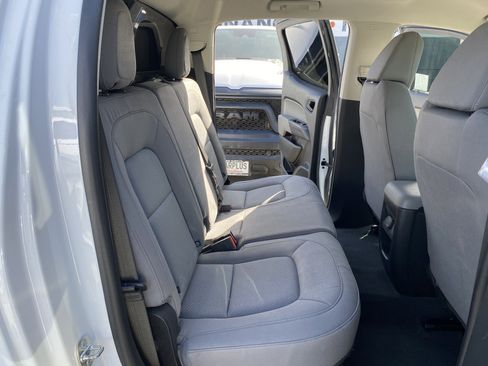 Used 2021 Chevrolet Colorado W/T image 17