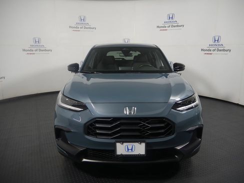 Used 2024 Honda HR-V Sport image 2