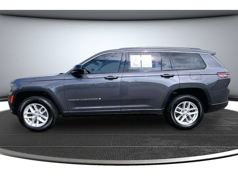 Used 2023 Jeep Grand Cherokee L Laredo w/ Luxury Tech Group I AWD/4WD image 17