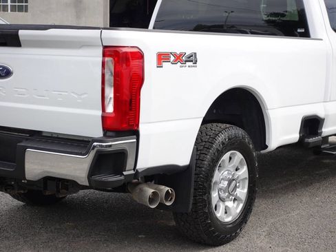 Used 2024 Ford F250 XLT image 10