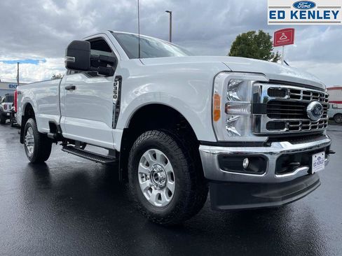 Used 2023 Ford F350 XLT w/ Camper Package image 21