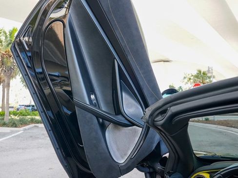 Used 2021 McLaren 720S Spider RWD image 44