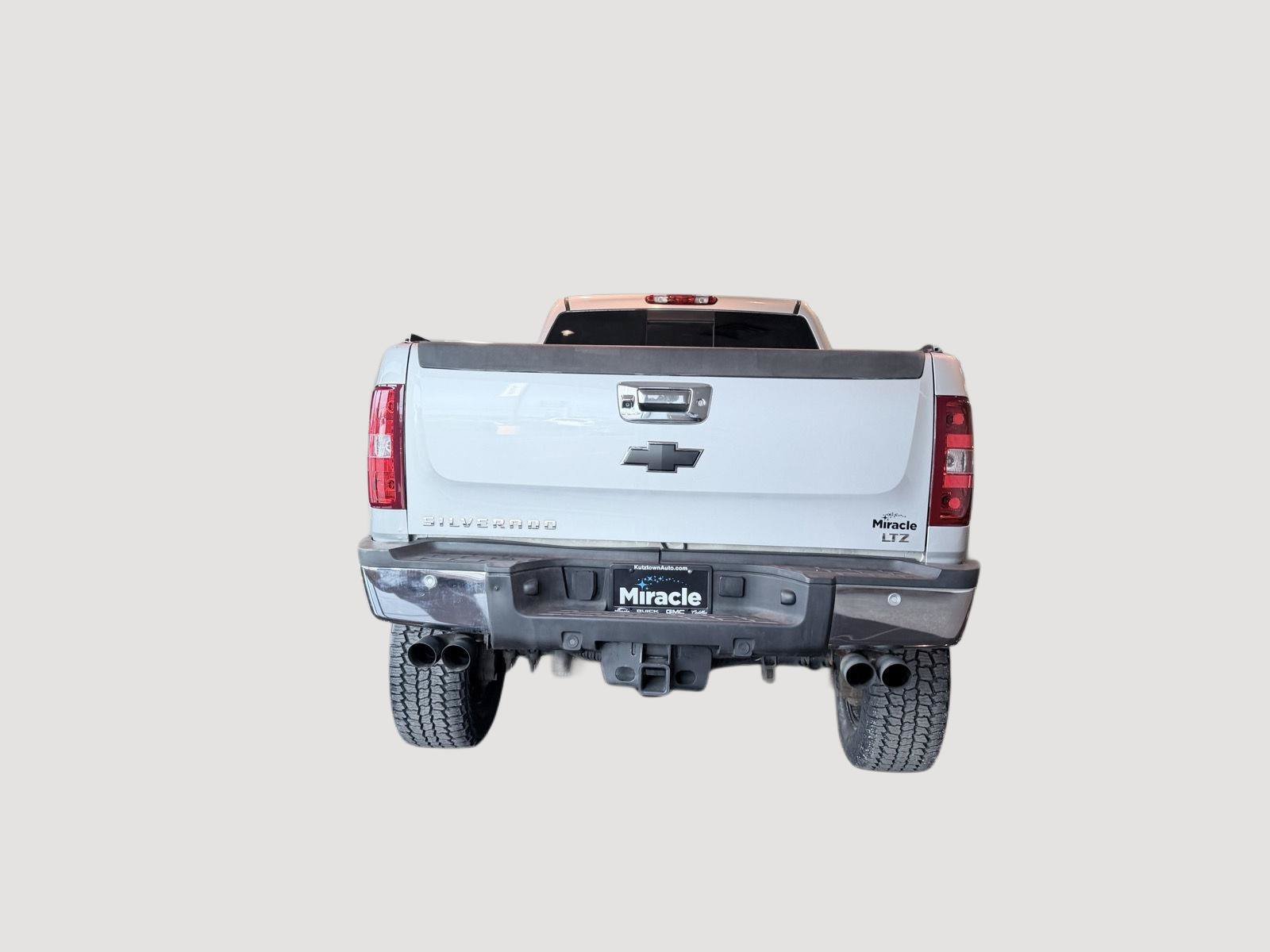 Used 2014 Chevrolet Silverado 2500 LTZ w/ LTZ Plus Package AWD/4WD image 13