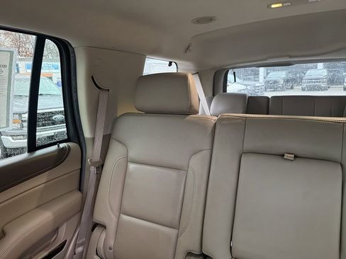 Used 2016 GMC Yukon SLT image 15