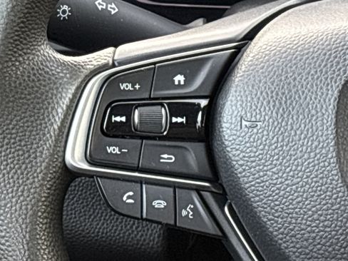 Used 2022 Honda Accord LX image 22
