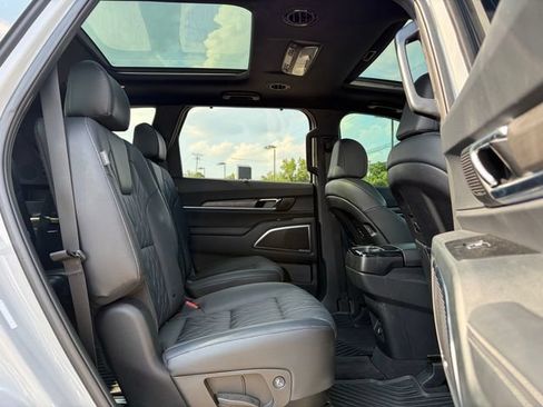 Certified 2024 Kia Telluride SX X-Line AWD/4WD image 11