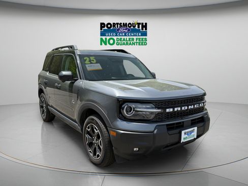 Certified 2025 Ford Bronco Sport Outer Banks w/ Outer Banks Tech Package+ AWD/4WD image 1
