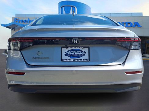 Used 2024 Honda Accord EX image 5