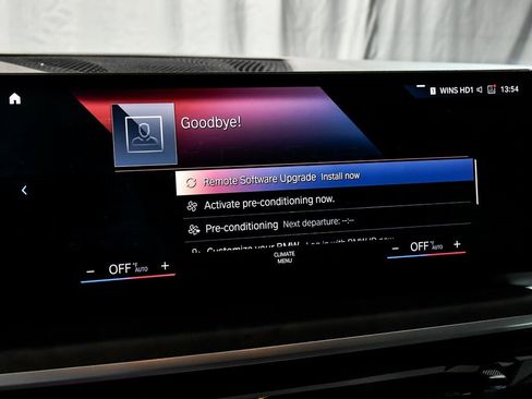 Used 2023 BMW X7 xDrive40i w/ M Sport Package image 76