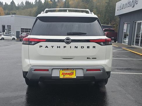 Certified 2023 Nissan Pathfinder SL w/ Lighting Package (N92) image 4