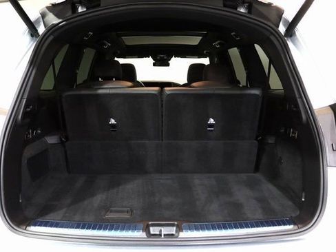 Certified 2025 Mercedes-Benz GLS 450 4MATIC image 31