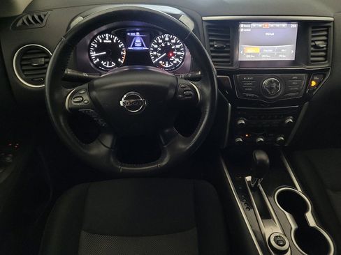 Used 2017 Nissan Pathfinder SV AWD/4WD image 22