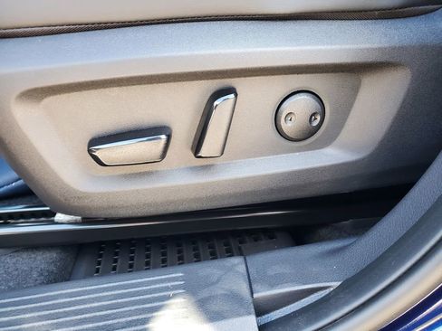 New 2026 Nissan Rogue Platinum image 19