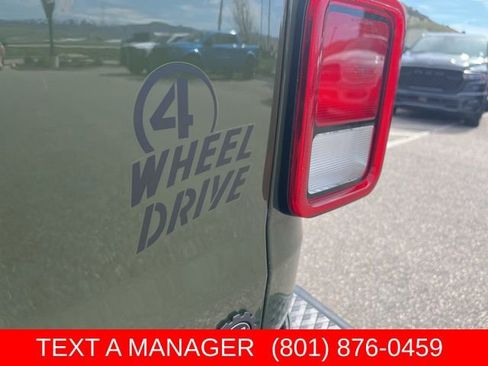 Used 2023 Jeep Gladiator Sport AWD/4WD image 10