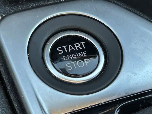 Certified 2025 Nissan Sentra SV image 10