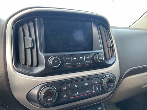 Used 2015 GMC Canyon SLT w/ Driver Alert Package image 7