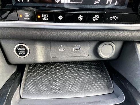 Certified 2023 Nissan Rogue SV image 25