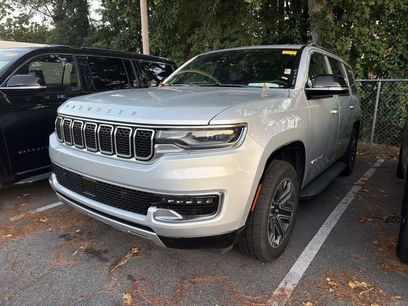 Used 2024 Jeep Wagoneer Series II w/ Flexible Seating Group