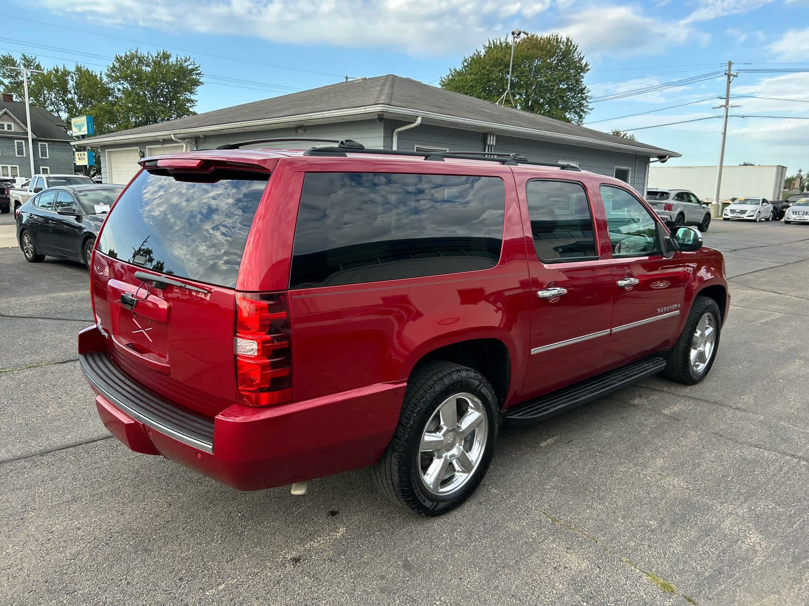 Used 2013 Chevrolet Suburban LTZ AWD/4WD image 5