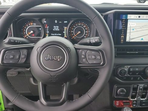 New 2025 Jeep Gladiator Rubicon image 20