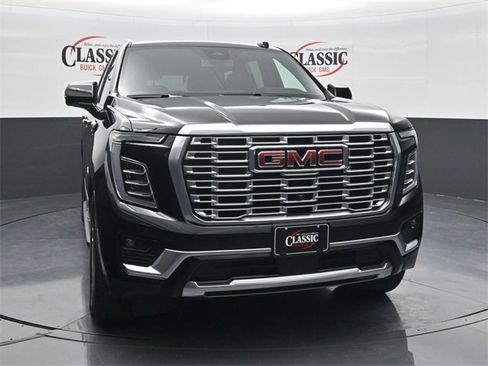 Used 2025 GMC Yukon Denali image 5