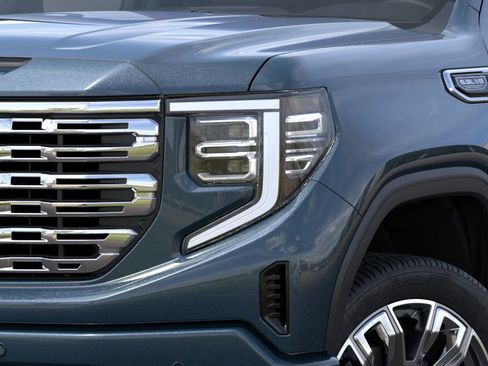 New 2026 GMC Sierra 1500 Denali w/ Denali Reserve Package AWD/4WD image 34