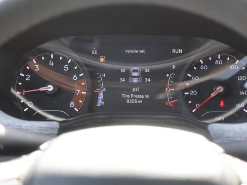 Used 2024 Jeep Compass Latitude w/ Convenience Group image 19