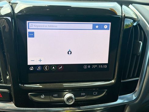 Used 2023 Chevrolet Traverse RS FWD image 32