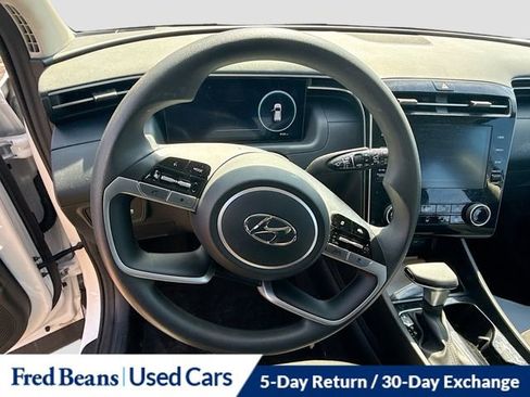 Certified 2024 Hyundai Tucson SE image 13