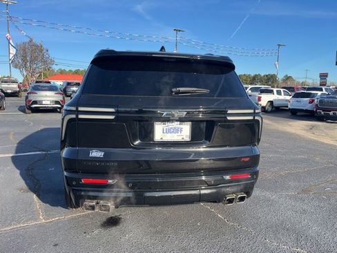 Used 2024 Chevrolet Traverse RS w/ LPO, Floor Liner Package image 36