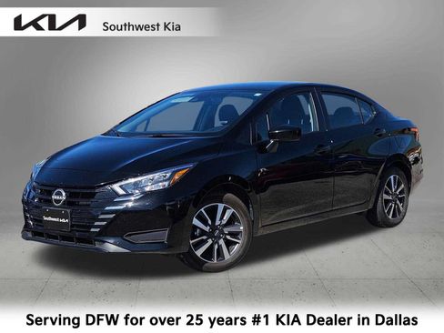 Used 2025 Nissan Versa SV FWD image 1