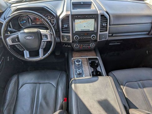 Used 2021 Ford Expedition Platinum image 40
