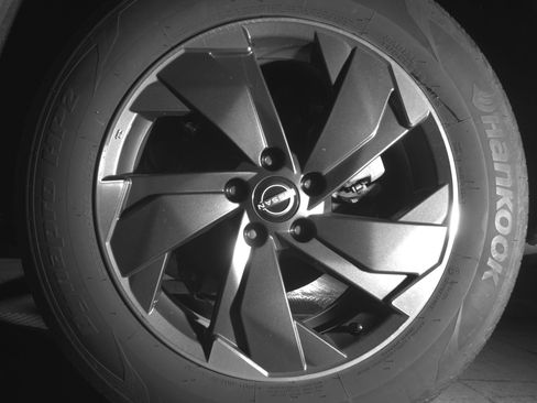 Used 2025 Nissan Rogue SV AWD/4WD image 14