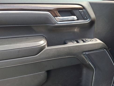 Used 2023 Chevrolet Silverado 1500 LT AWD/4WD image 12