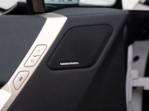 Used 2024 BMW iX xDrive50 w/ Convenience Package image 15