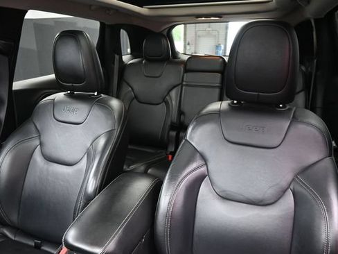 Used 2014 Jeep Cherokee Limited AWD/4WD image 13