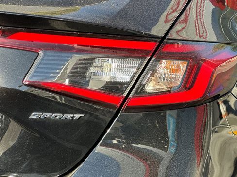 Used 2024 Honda Civic Sport image 26