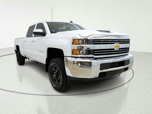 Used 2017 Chevrolet Silverado 2500 LT AWD/4WD image 1