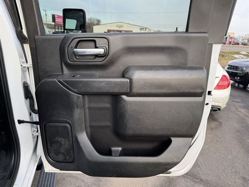 Used 2021 GMC Sierra 2500 4x4 Crew Cab w/ Convenience Package image 22