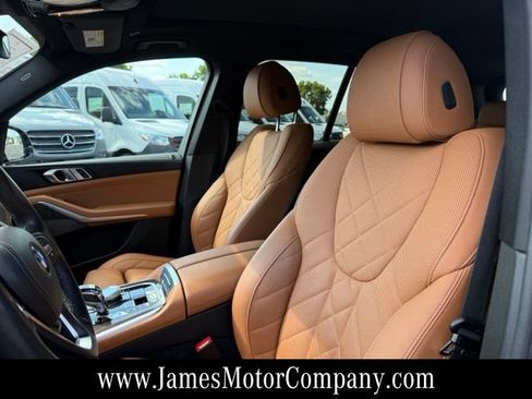 Used 2023 BMW X5 xDrive40i AWD/4WD image 12