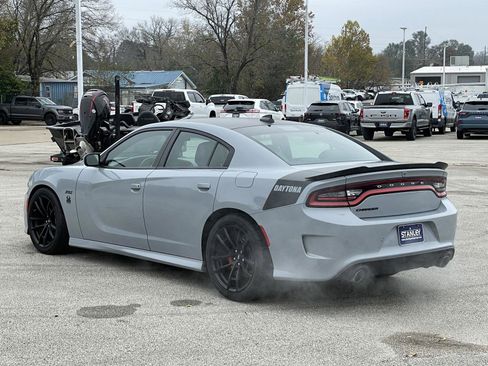 Used 2022 Dodge Charger Scat Pack w/ Daytona Edition Group image 5