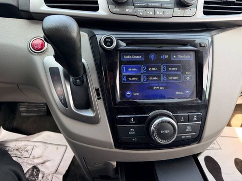 Used 2015 Honda Odyssey EX-L image 47