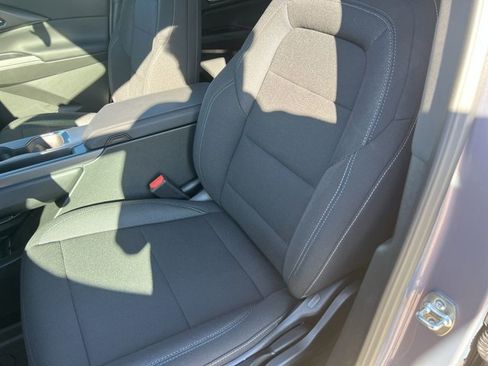 New 2026 Chevrolet Equinox EV LT image 20