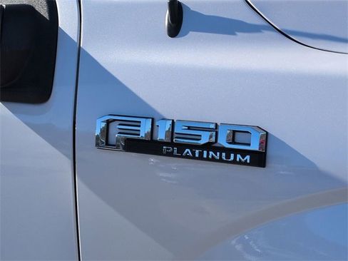 Used 2019 Ford F150 Platinum w/ Equipment Group 701A Luxury image 12