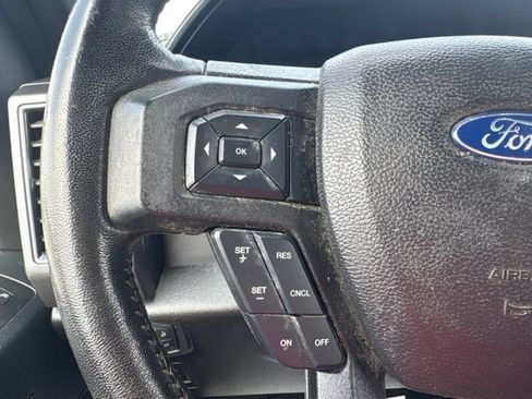 Used 2018 Ford F150 XLT w/ Equipment Group 302A Luxury AWD/4WD image 8
