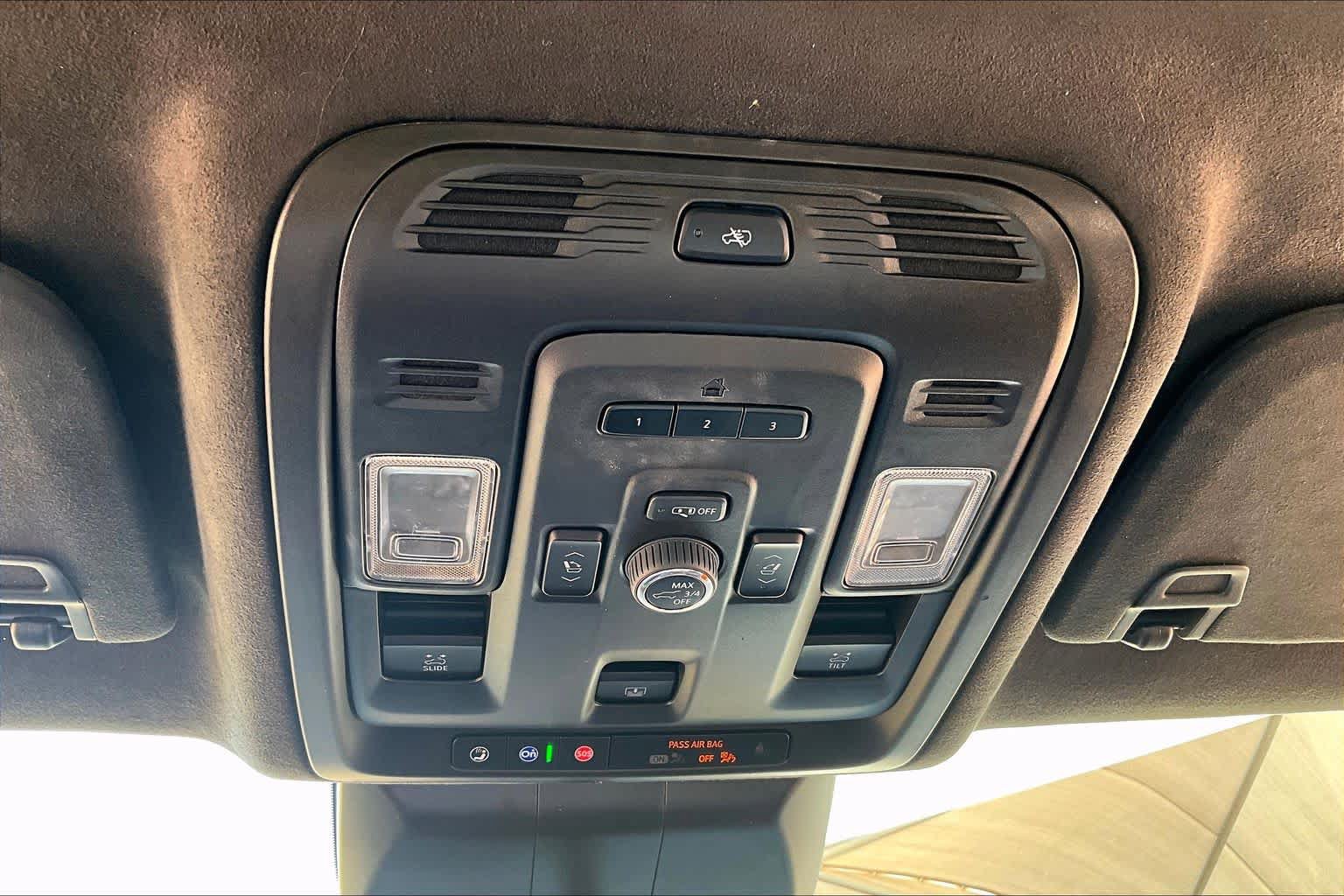 Used 2023 Cadillac Escalade Sport Platinum w/ LPO, ONYX Package AWD/4WD image 33